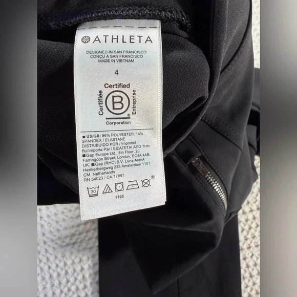 NEW Athleta Black Women’s Endless Cargo Pants Size 4 - Picture 9 of 10